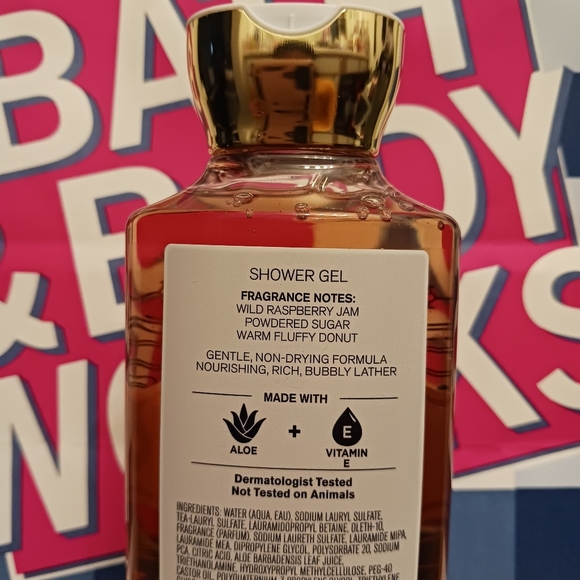 Bath and Body Works Raspberry Jam Donut Shower Gel - Picture 3 of 4